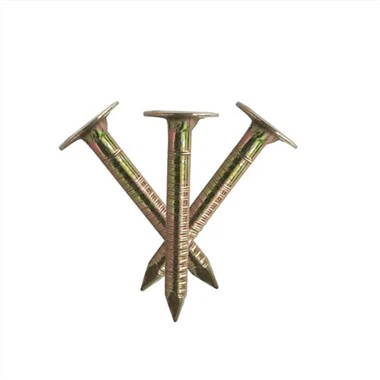 बड़े सिर के साथ कील का प्रभाव